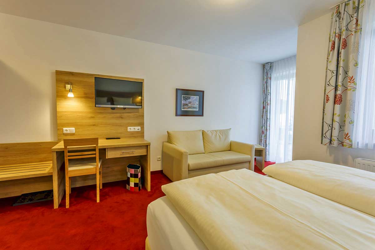 Komfort - Doppelzimmer mit Balkon