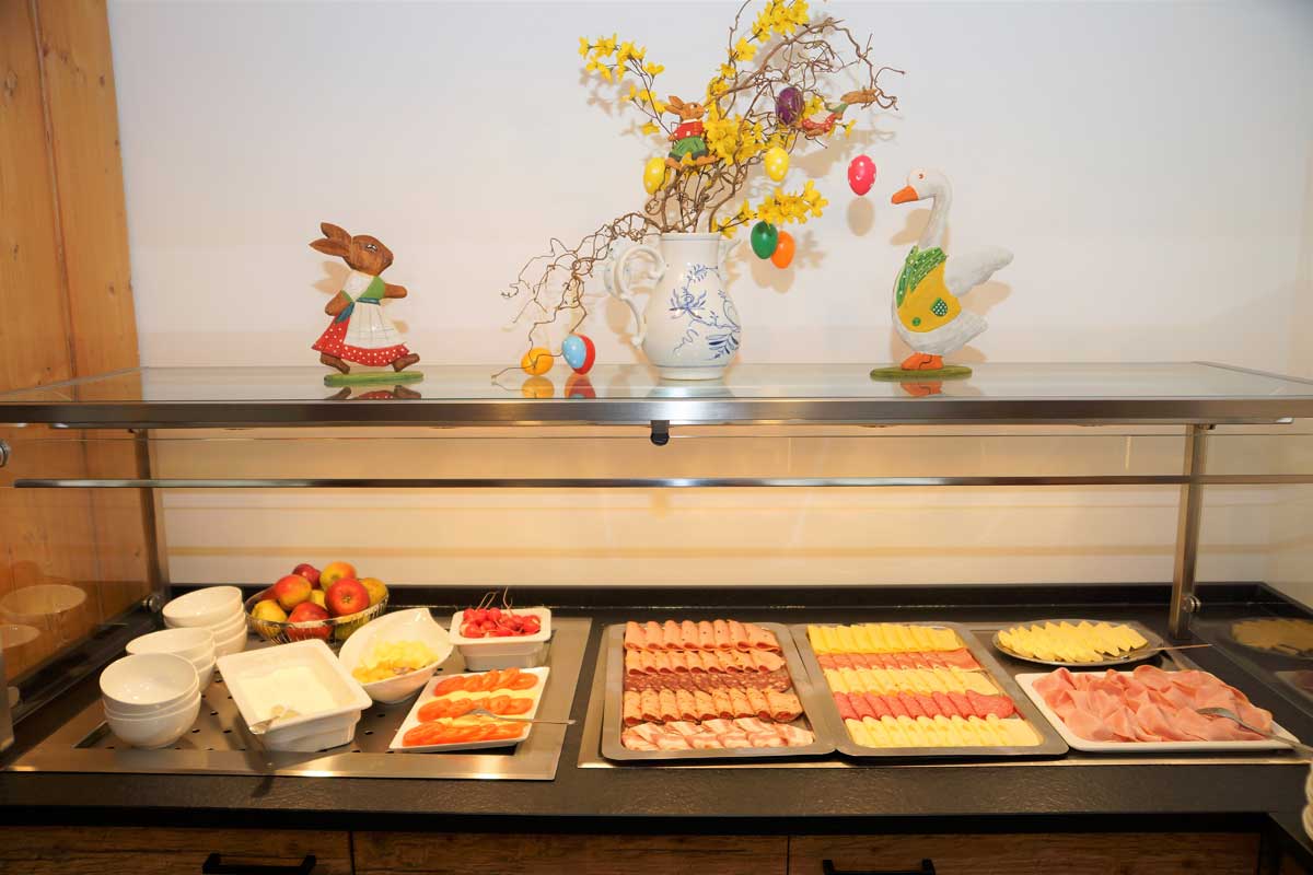 Landhotel-Gasthaus-Wiedmann-Frühstücksbuffet